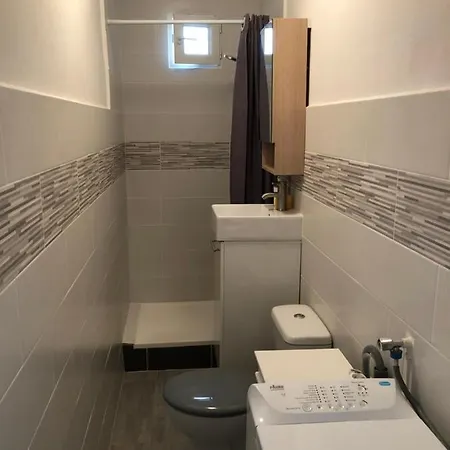 Apartamento Studio Proche Des Plages Avec Possibilite De Stationnement *